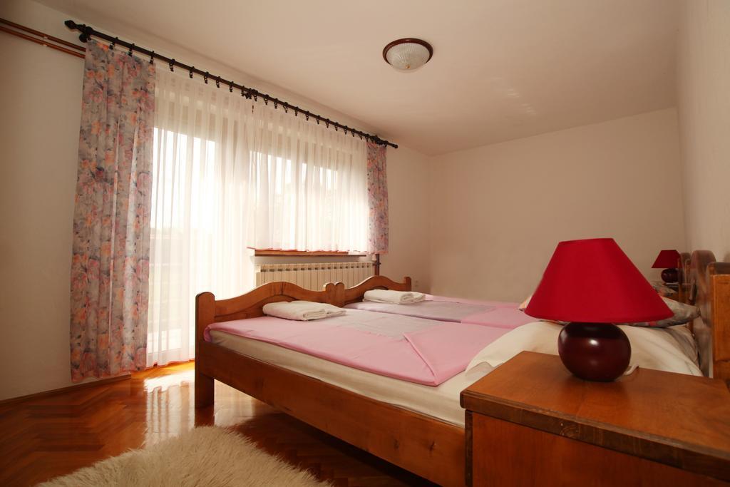 Rooms Markovic Otočac Exterior foto